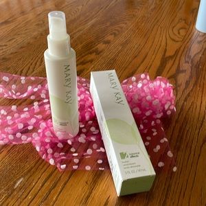 Mary Kay Botanical Effects Freshen